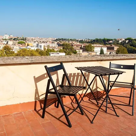Casa Futura Trastevere דירה *